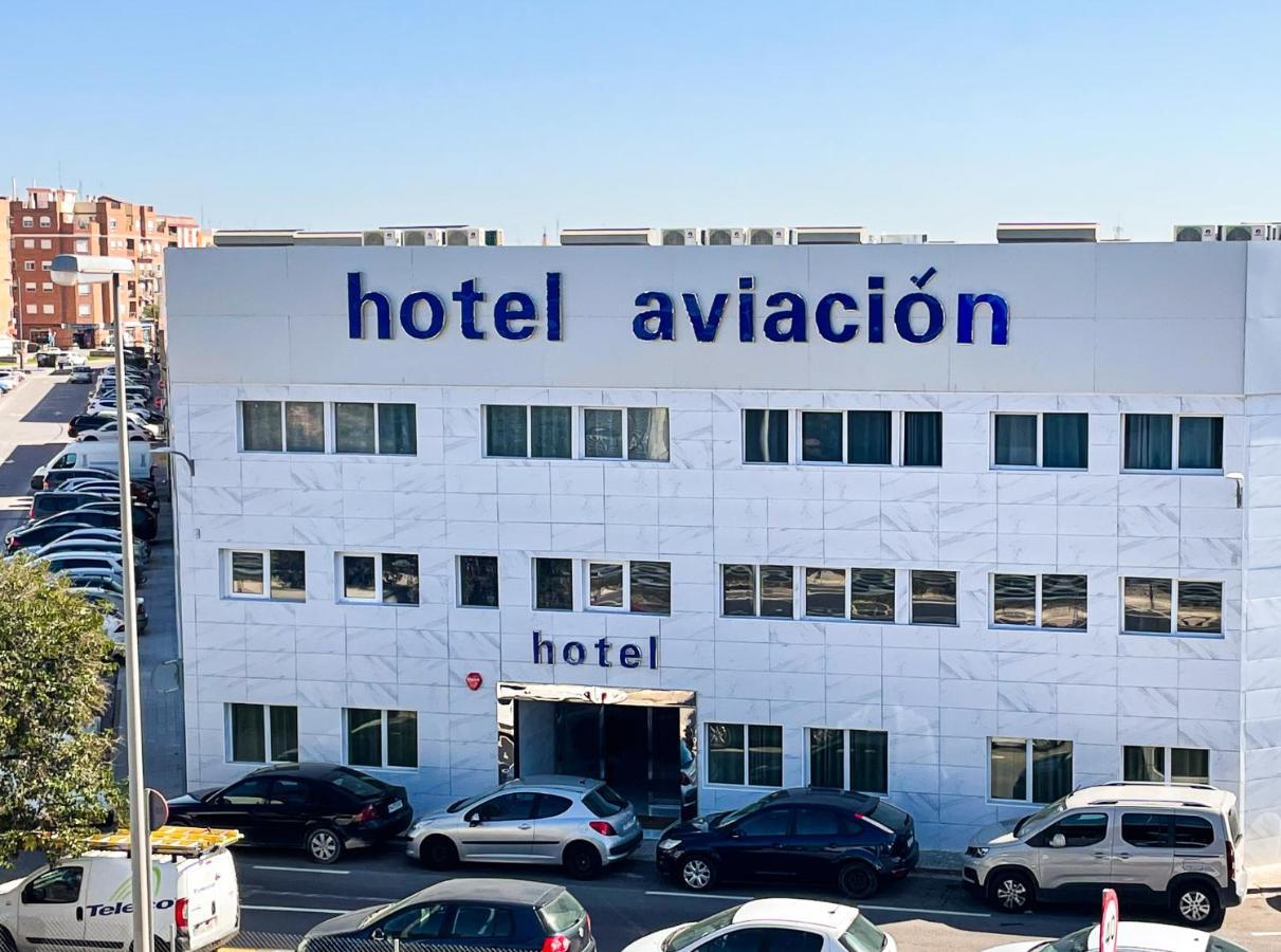 Hotel Aviacion Манисес Экстерьер фото